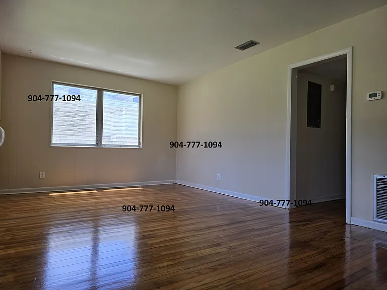 5025 Homecrest Cir — Photo 1