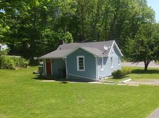 1390 Shepard Ave, Hamden, CT 06518