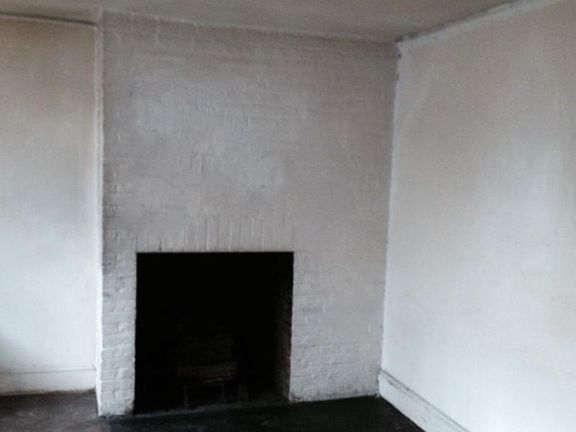 4th image of 115 E 10th St #2