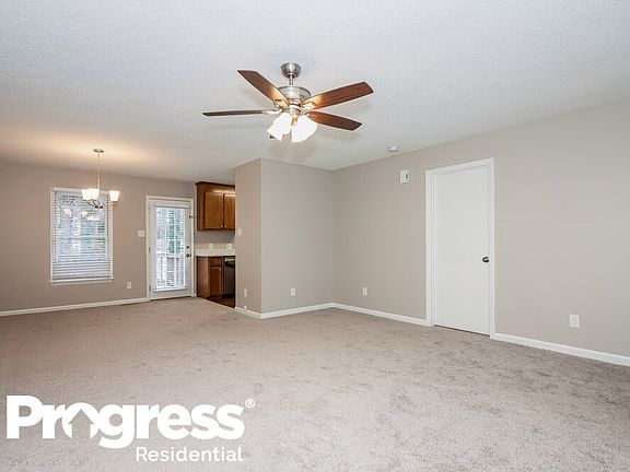 4th image of 110 Linville Ct