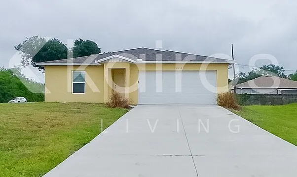 21262 Quesada Ave — Photo 1