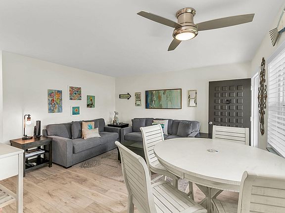 5th image of 235 Seaview Ct APT F2