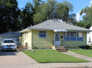 101 3rd St NW, Stewartville, MN 55976