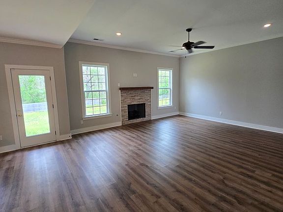 4th image of 5640 Drew Glazer Dr