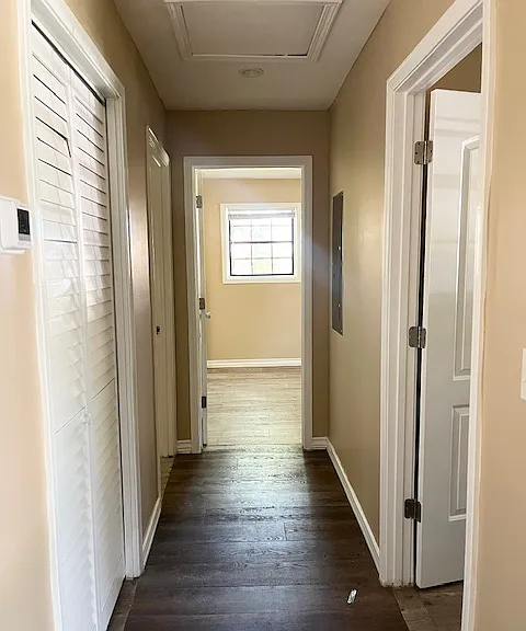 203 Vienna Cir — Photo 17
