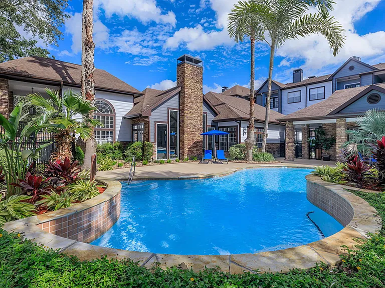Residence at Westchase — Photo 6