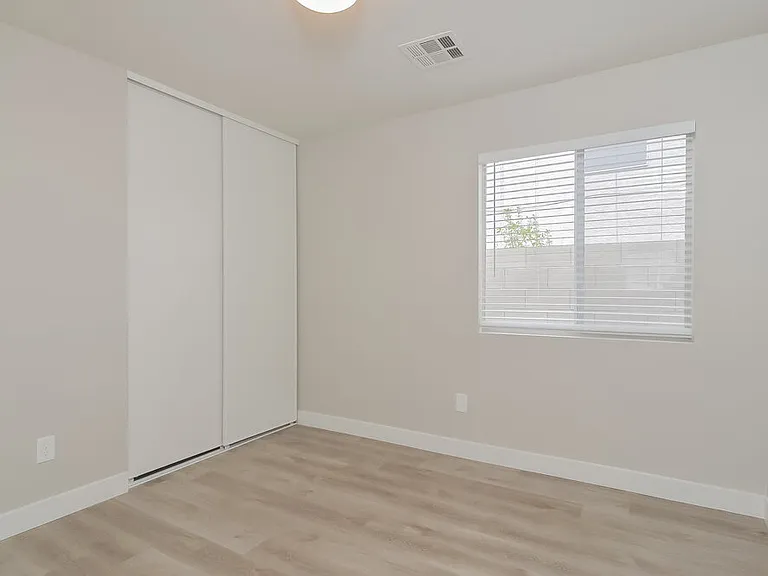 705 Orchid Tree Ln — Photo 16