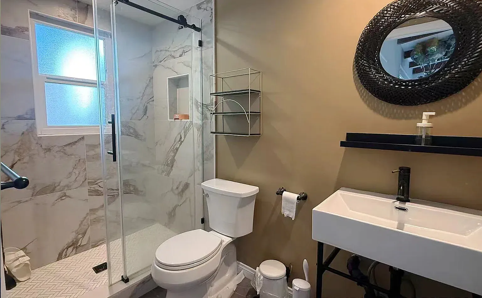 2 bed, 1492 sqft, $5,300 — Photo 4