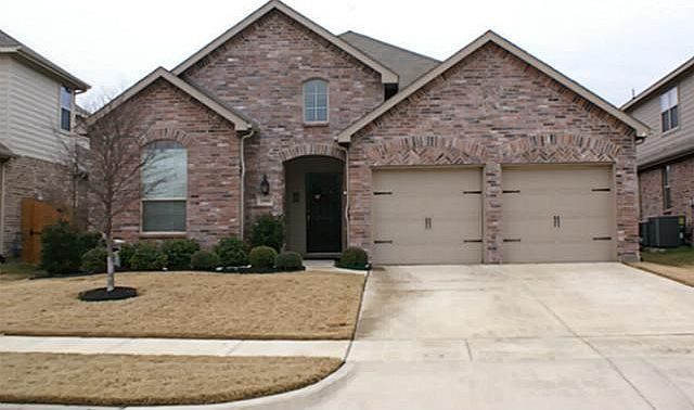 1st image of 1908 Fairlake Dr