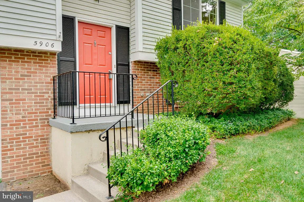 3 bed, 2.5 bath, 1880 sqft, $3,399 — Photo 3