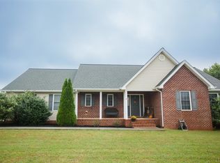 521 Stratford Rd, Concord, VA 24538