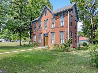 944 W Trindle Rd, Mechanicsburg, PA 17055