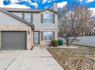 914 Natasha Cir, O'Fallon, IL 62269