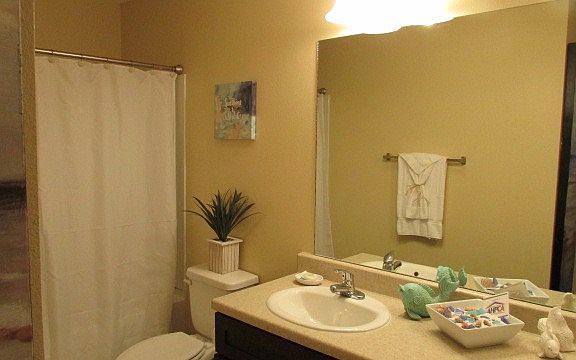 4th image of 1601 Moore Ave APT 803