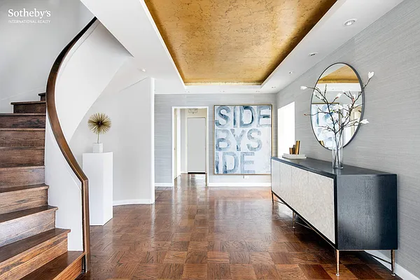 Sold by Sotheby's International Realty | media 3