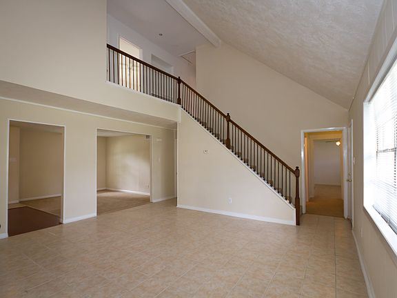 4th image of 11015 Sagevale Ln