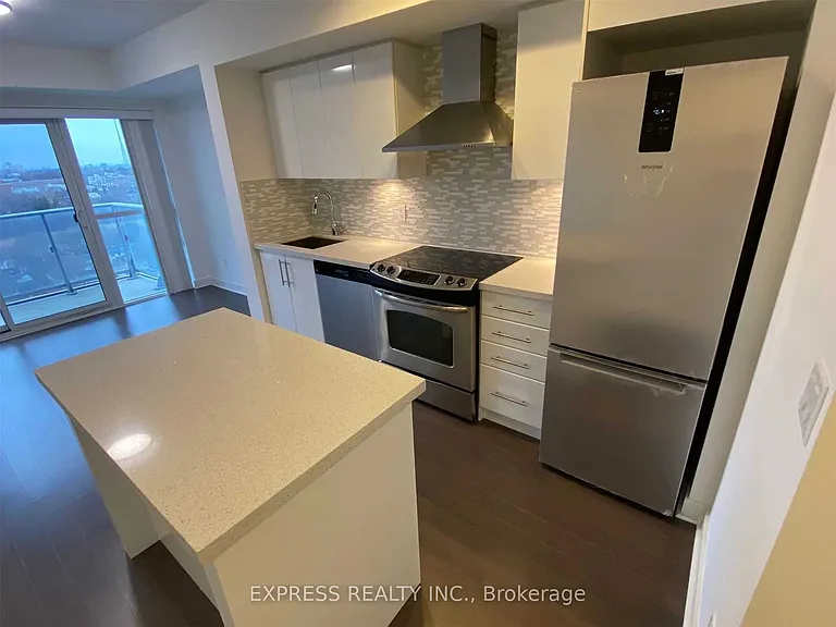 58 Orchard View Blvd #1601 — Photo 5