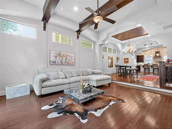 1821 W 24th St, Houston, TX 77008