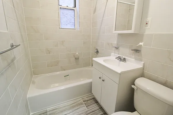 Rented by Voro New York | media 10