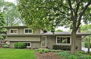 2nd image of 317 Basswood Dr