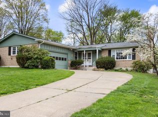 2412 Hartfell Rd, Lutherville Timonium, MD 21093