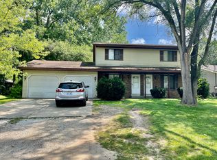 911-913 Vassar Ave, Holland, MI 49423