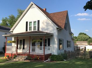 269 N Cone St, Farmington, IL 61531