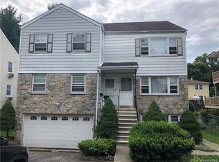 6 Ridge Rd, Dobbs Ferry, NY 10522