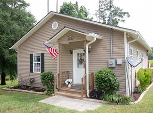 105 Flatrock Cir, Eatonton, GA 31024