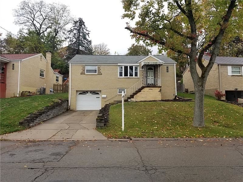 1st image of 1374 Kinmount St