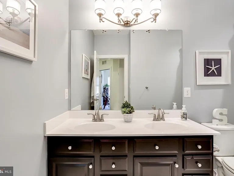 148 Merrimack Way — Photo 12
