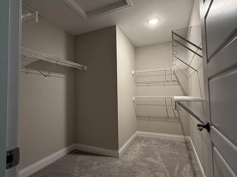 6346 Walker Ct — Photo 15