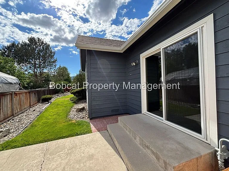1300 Bridle Way — Photo 46