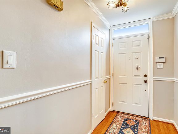 3rd image of 5327 Buxton Ct