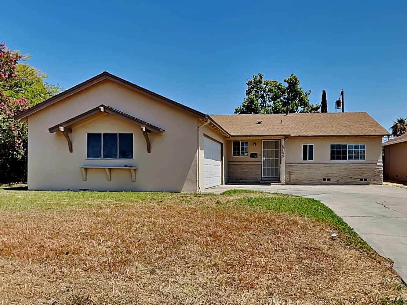 6733 Austin Way photo 1