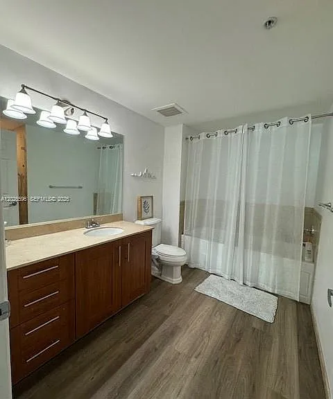 1300 Ponce De Leon Blvd #702 — Photo 12