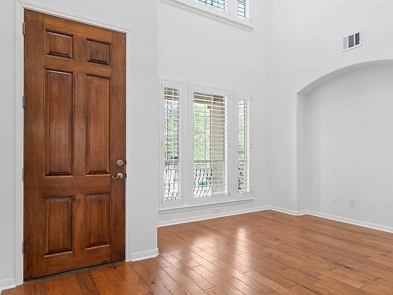 6425 Tasajillo Trl — Photo 7