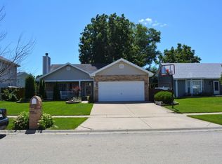 4015 Brenton Dr, Joliet, IL 60431