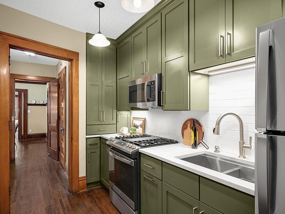 1st image of 641 Marshall Ave APT 4