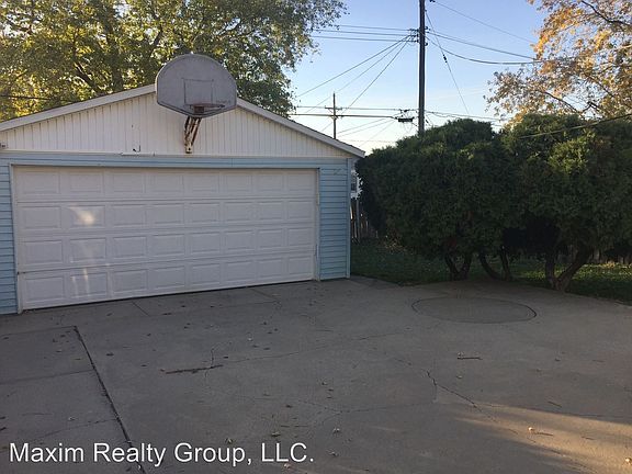 2nd image of 4706 S 52nd St