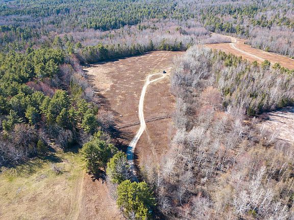 4th image of 914 N Penobscot Road