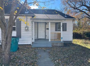 2057 N Pickwick Ave, Springfield, MO 65803