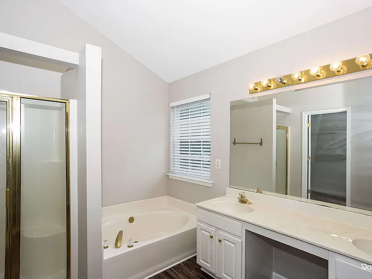 7819 Belchester Cir — Photo 9