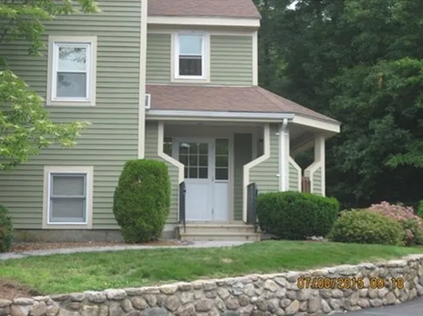 95 Heritage Dr, Northbridge, MA 01534