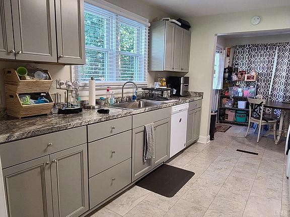4th image of 163 Homewood Dr