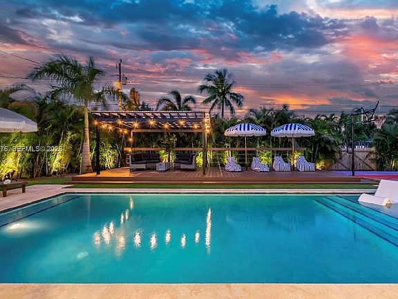 3rd image of 5111 Adams St