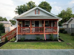 110 W I St, Elizabethton, TN 37643