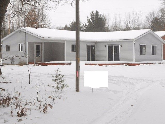 1st image of 4716 Oakwood Dr