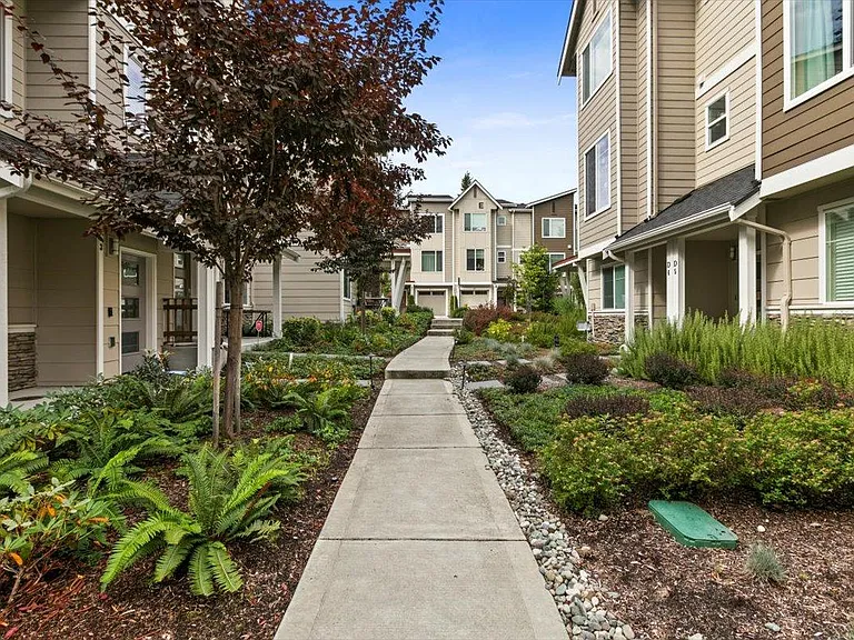12925 3rd Ave SE #D5 — Photo 4