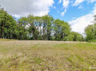 1110 Saint Andrews Ct, Puyallup, WA 98372